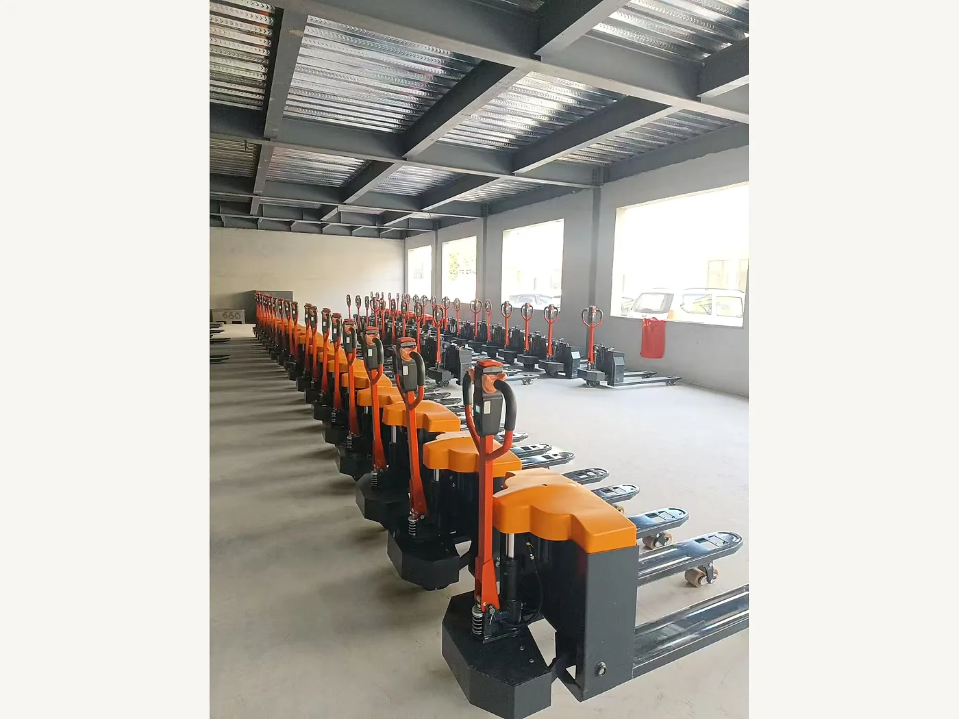 Fully Electric Pallet Truck 2
